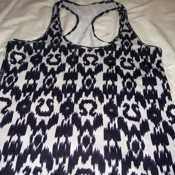 Lululemon Cool Racerback Tank - ikat print *RARE* - Picture 7 of 11